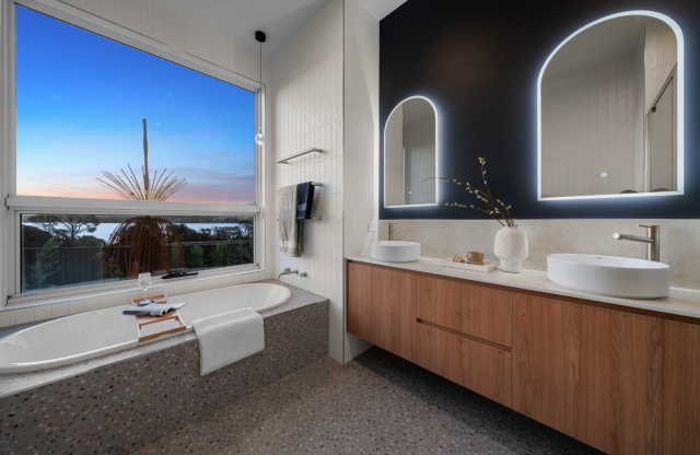 04 1 Oakmont Rd Midway Point