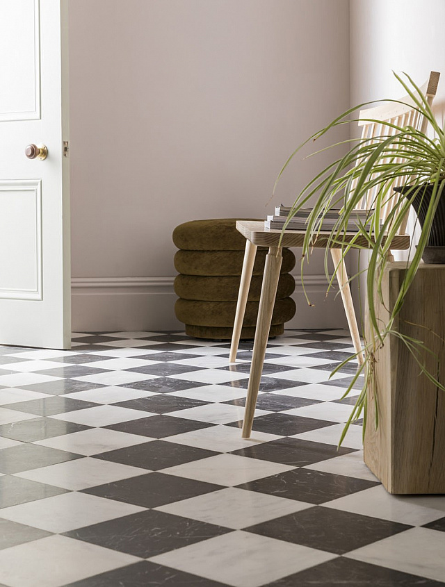 Fitz Black Honed Marble Fitz White Honed Marble 2 969x1280