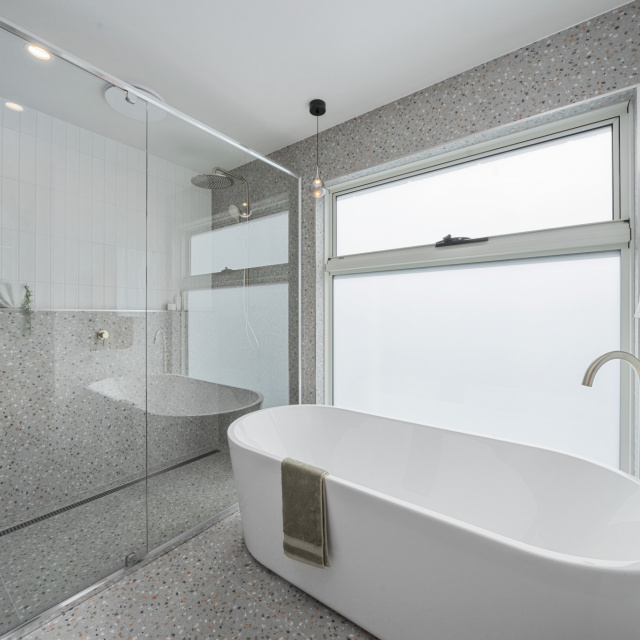 04 1 Oakmont Rd Midway Point